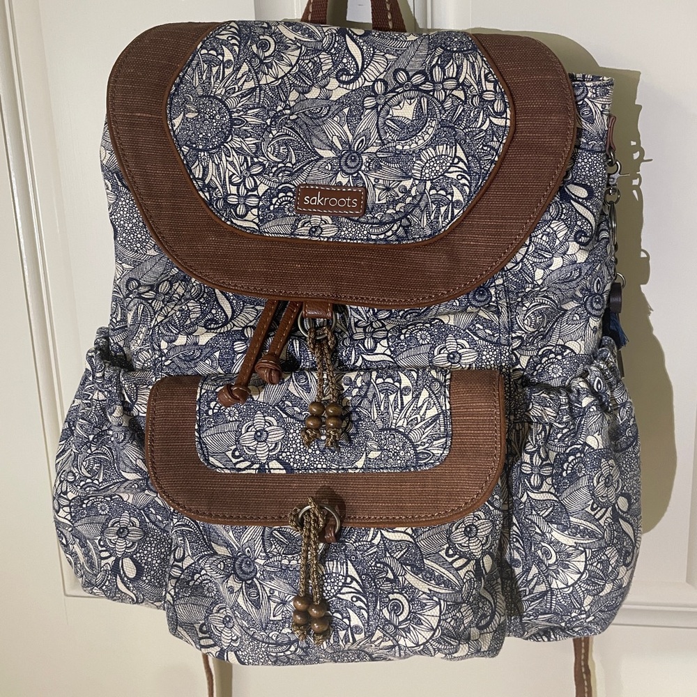 Sakroots euc backpack with tassel key chain